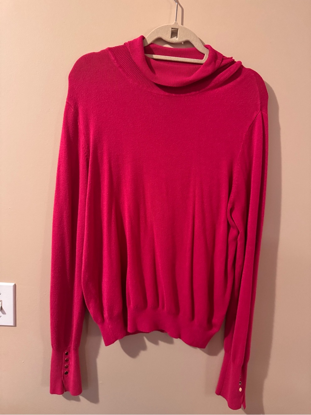 Skies are Blue Women’s Bright Pink Turtleneck Sweater size XL